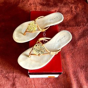 Women’s Sandals